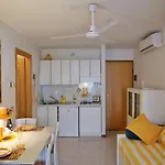 Cardellino, Piccolo E Accogliente Dietro La Holiday home