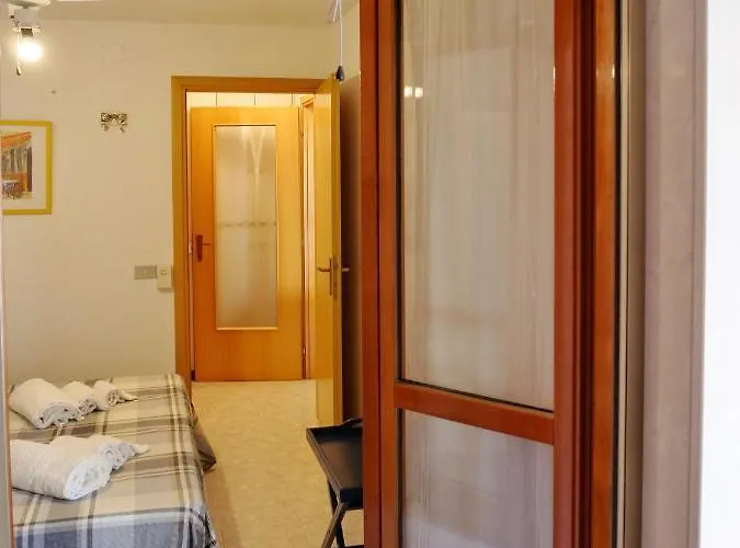 Cardellino, Piccolo E Accogliente Dietro La Σπίτι διακοπών *