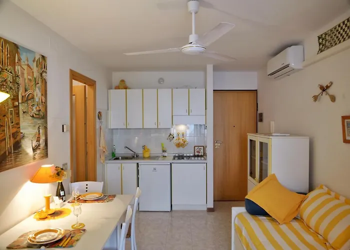 Cardellino, Piccolo E Accogliente Dietro La Σπίτι διακοπών